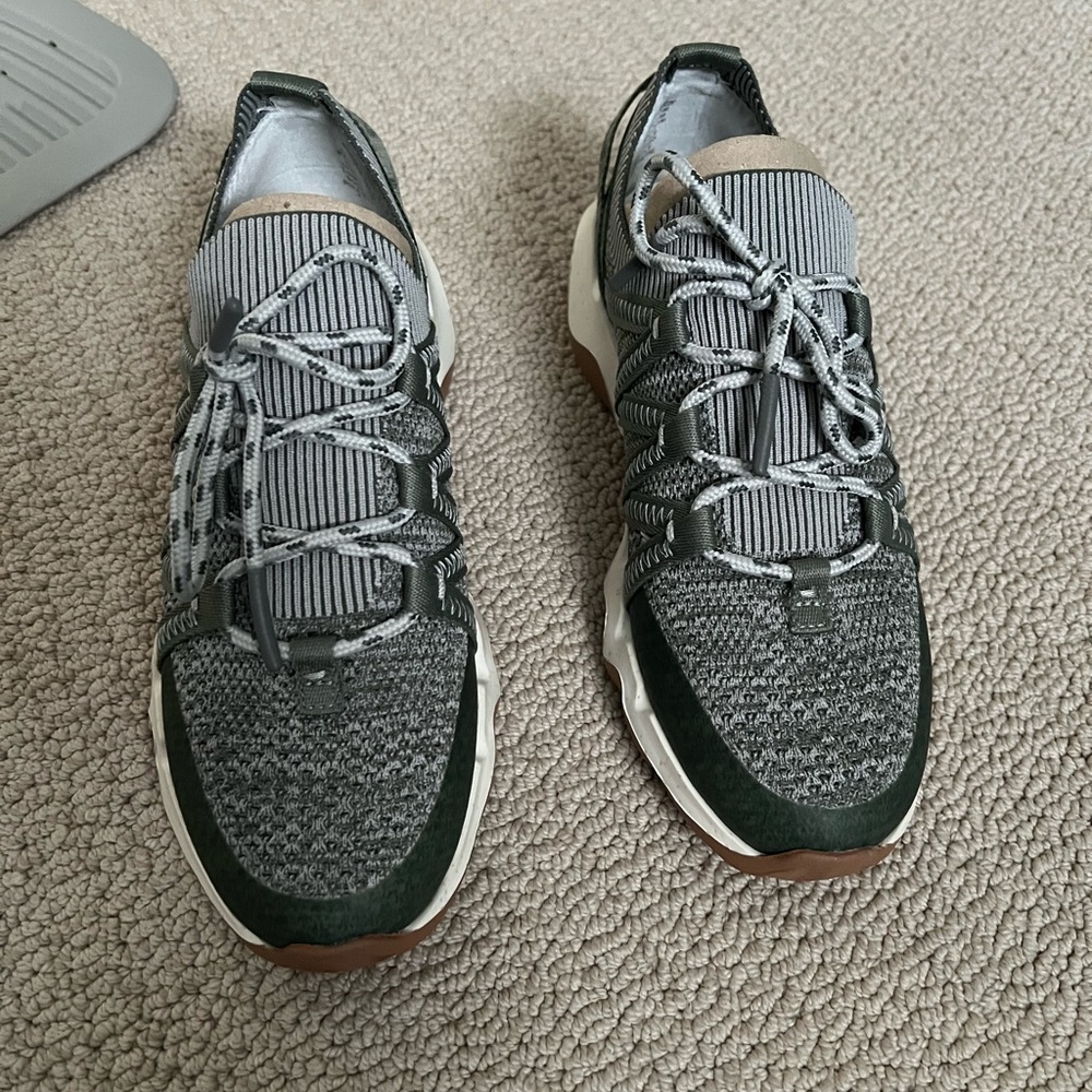 Women's Gray and Green Sneakers - New in Box
